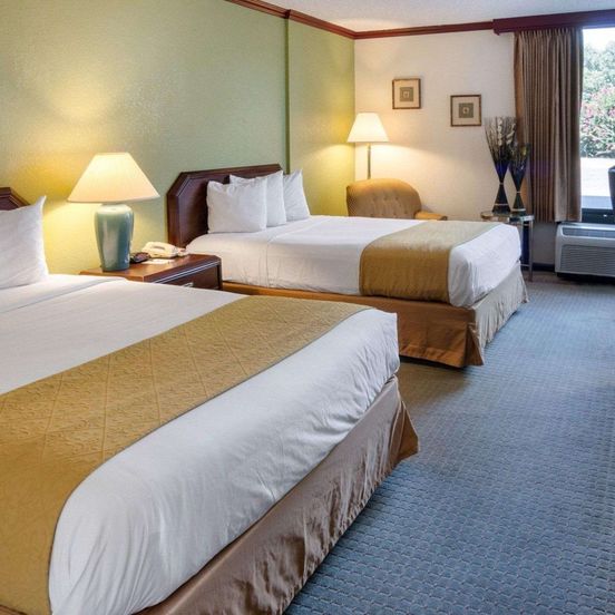 Bedroom view of Quality Inn Shreveport