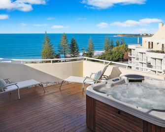 Osprey Apartments - Mooloolaba - Balcony