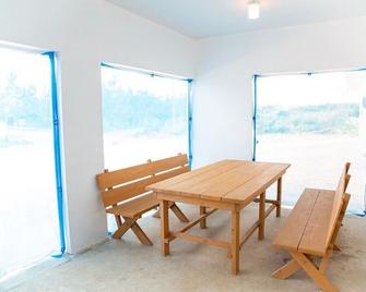 Guest House Ocean Irabujima - Miyako-jima - Essbereich