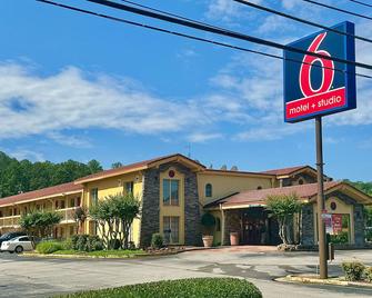 Motel 6 Huntsville Al University Dr - Huntsville - Building