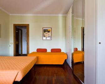 B&B Roma Appia Davila25 - Rome - Bedroom
