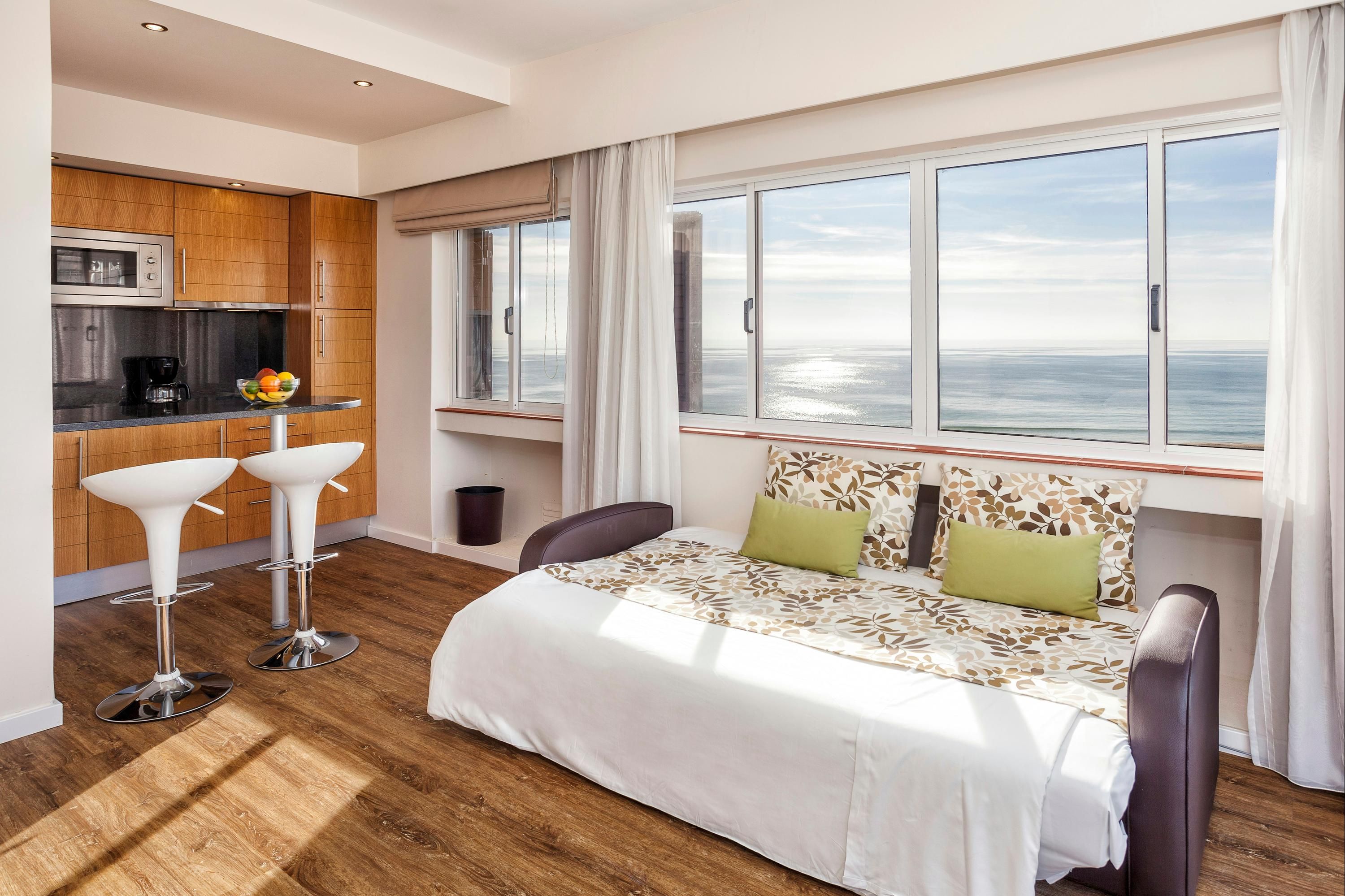 بيستانا ألفور أتلانتيكو ريزيدنسيز