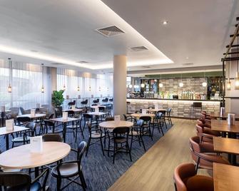Hilton Garden Inn London Heathrow Airport - Hounslow - מסעדה