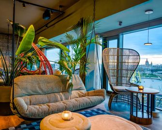 Motel One Wien-Donau City - Wien - Bygning