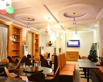 Abus Apartment - Asaba - Restaurant