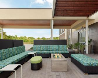 Home2 Suites by Hilton Houston Pearland - Pearland - Patio
