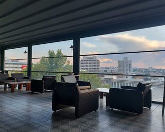 سيهان بالاس - أنقرة - شرفة