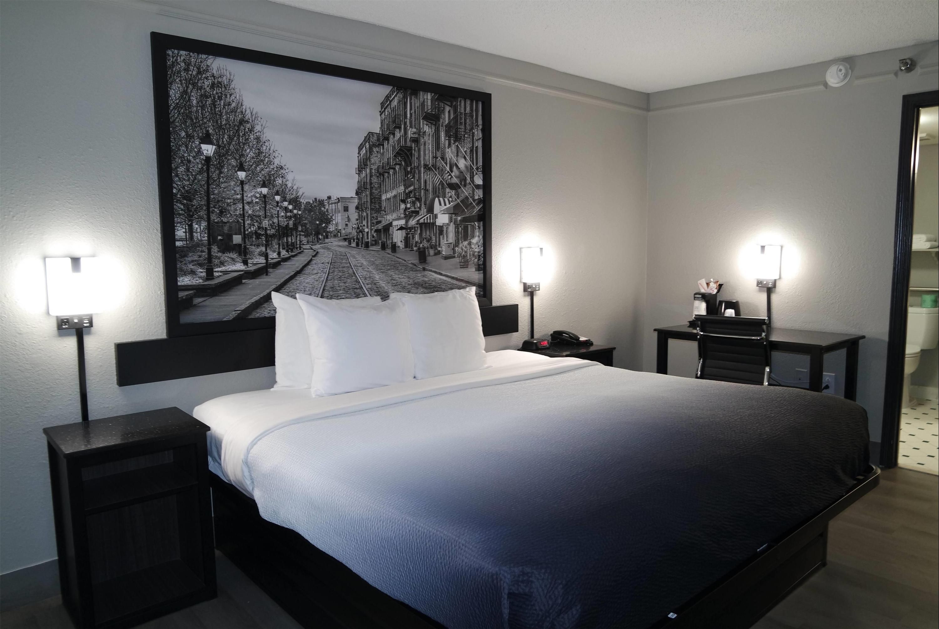 Super 8 by Wyndham Savannah