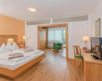 Sport & Familienhotel Bärenwirt - Aich - Schlafzimmer