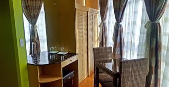 C & L Suites Inn - Dumaguete City - Dining room