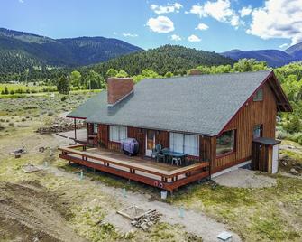 Elk Hills Haven Cabin - McAllister - Edificio