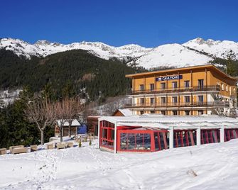 Hôtel Casa Moho Saint-François-Longchamp 1450 - Saint-François-Longchamp - Building
