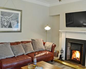 Altbeg - Brodick - Living room