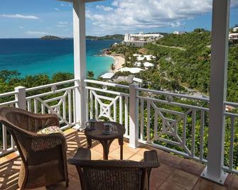 CalypsoBlu: Updated 3 bedroom villa - pool, near beach with ocean view. - Saint Thomas - Balkon