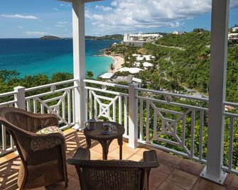 CalypsoBlu: Updated 3 bedroom villa - pool, near beach with ocean view. - سانت ثوماس (فيرجين أيلاندس, ا.س) - شرفة