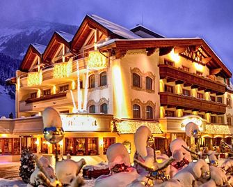 Salnerhof Superior Lifestyle Resort - Ischgl - Building