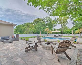 Backyard Oasis With Pool Airy Crystal Ri - Crystal River