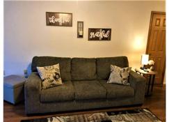Easy Access King And Queen Nestled Ranch! - Paint - Living room
