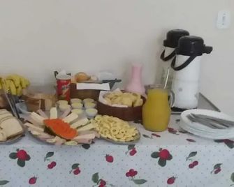Pousada Samambaia - São Lourenço - Buffet