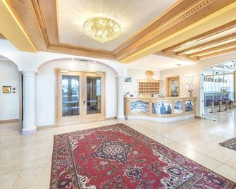 Hotel Boutique Orsingher - Tonadico - Hall d’entrée