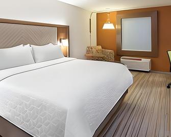 Holiday Inn Express & Suites Leander By IHG - Leander - Schlafzimmer