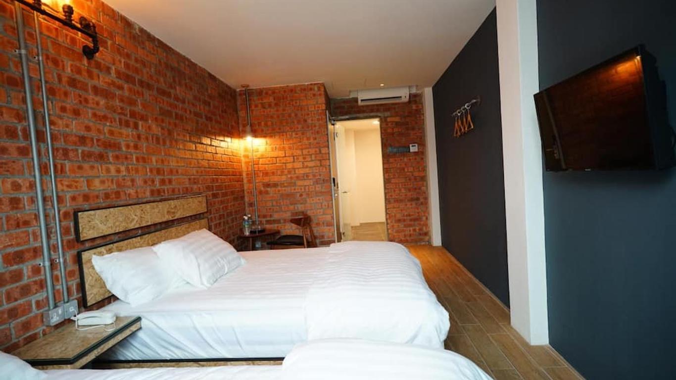 Brick Box Hotel