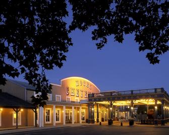 Disney Hotel Cheyenne - Coupvray - Bâtiment