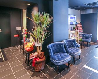 Hotel Livemax Yokohama Kannai Ekimae - Yô-kô-ha-ma - Lounge