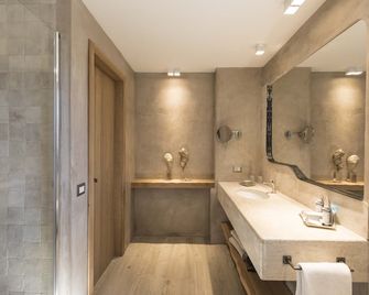 Hotel Grand Relais Dei Nuraghi - Arzachena - Salle de bain