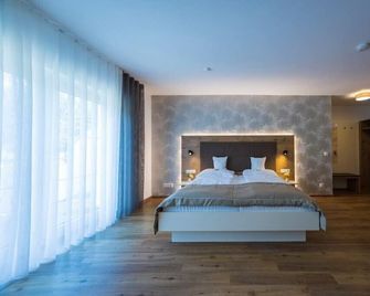 Die Krone am Fluss - Landhotel Sindringen - Sindringen