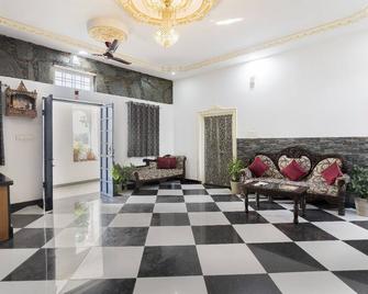 Emperor Palace A Heritage villa - Udaipur - Lobby
