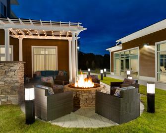 Homewood Suites By Hilton Augusta - Augusta - Patio
