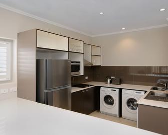 Laguna Serviced Apartments - Toowoomba - Kitchen
