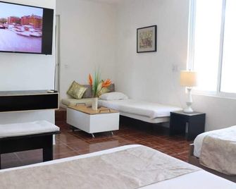 Casa Gem B&B cozy Entire House with private rooms - Playa del Carmen - Bedroom
