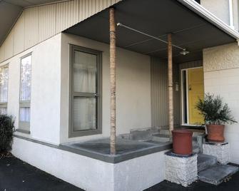 Almond House Hostel - Nelson - Toà nhà