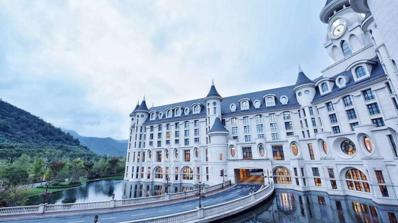 Yin Run Jin Jiang Castle Hotel