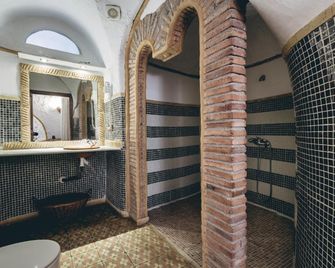 Casas Cueva Tio Tobas Guadix - Guadix