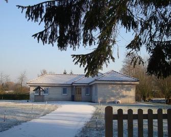Coquet Gite On The Edge Of The River For Holidays Or Business Travel - Arleux - Edificio
