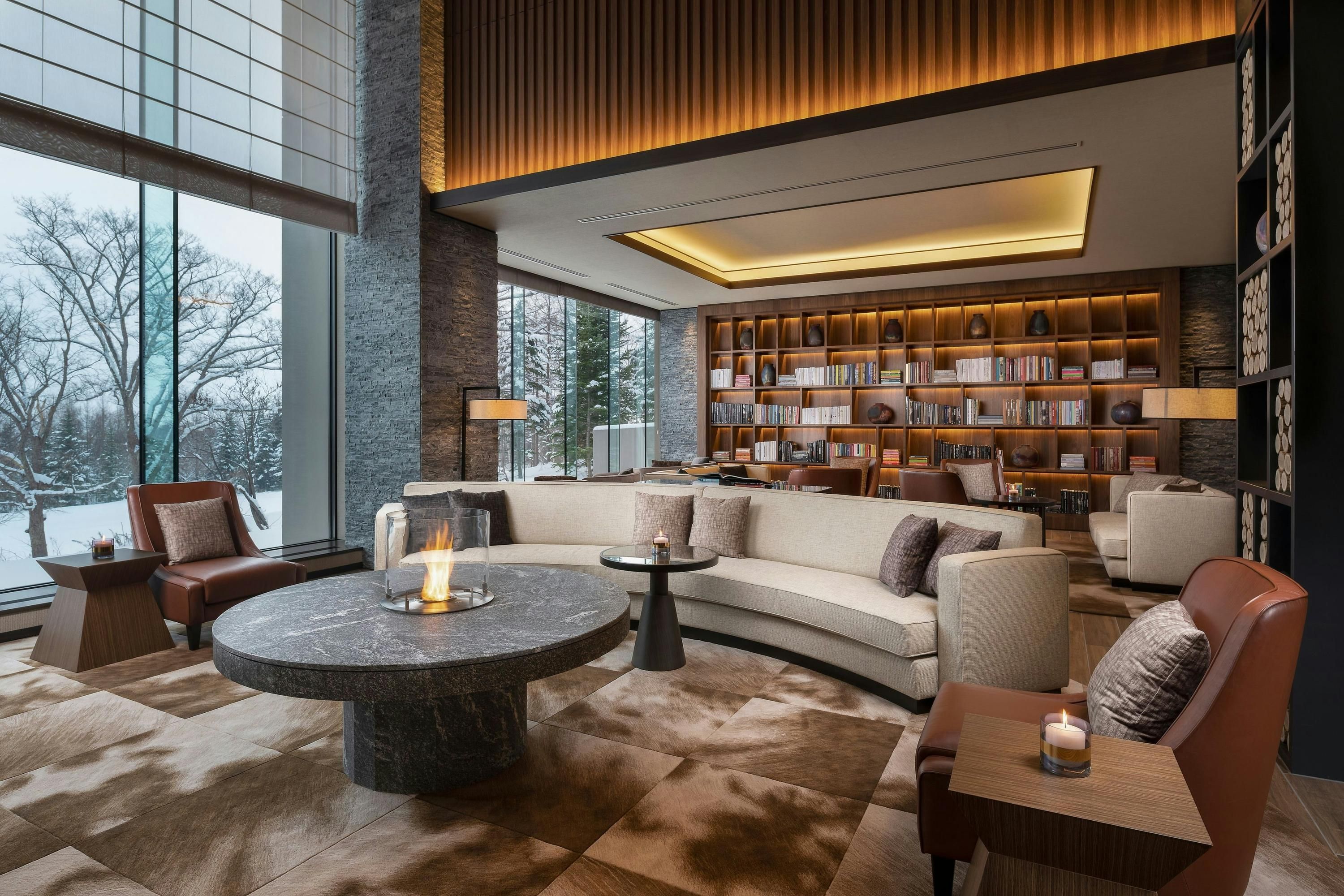 Higashiyama Niseko Village, a Ritz-Carlton Reserve - Niseko - Lounge