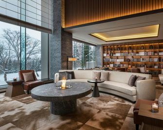 Higashiyama Niseko Village, a Ritz-Carlton Reserve - Niseko - Lounge