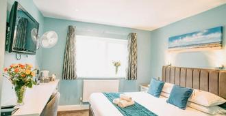 OYO Minerva Guesthouse - Newquay - Yatak Odası