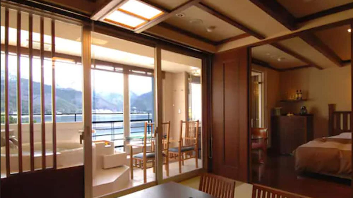 Lakeland Hotel Mizunosato