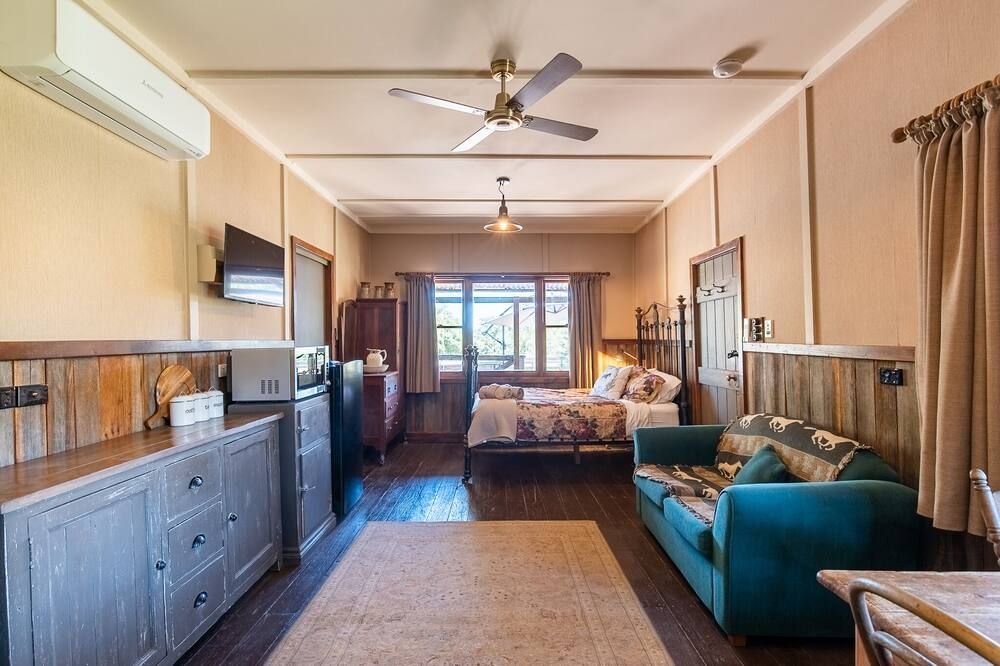 Pioneer Hut - Step back in time - Merrijig - Camera da letto