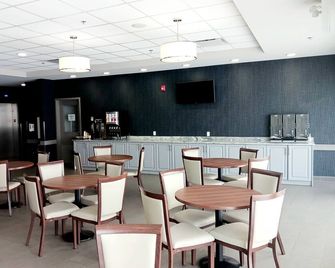 Park Inn by Radisson Edmonton Airport - Leduc - Restaurace