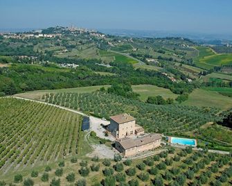 Agriturismo Il Casolare Di Bucciano - San Gimignano - Buiten zicht
