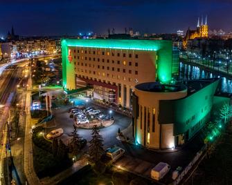 HP Park Plaza - Wroclaw - Building