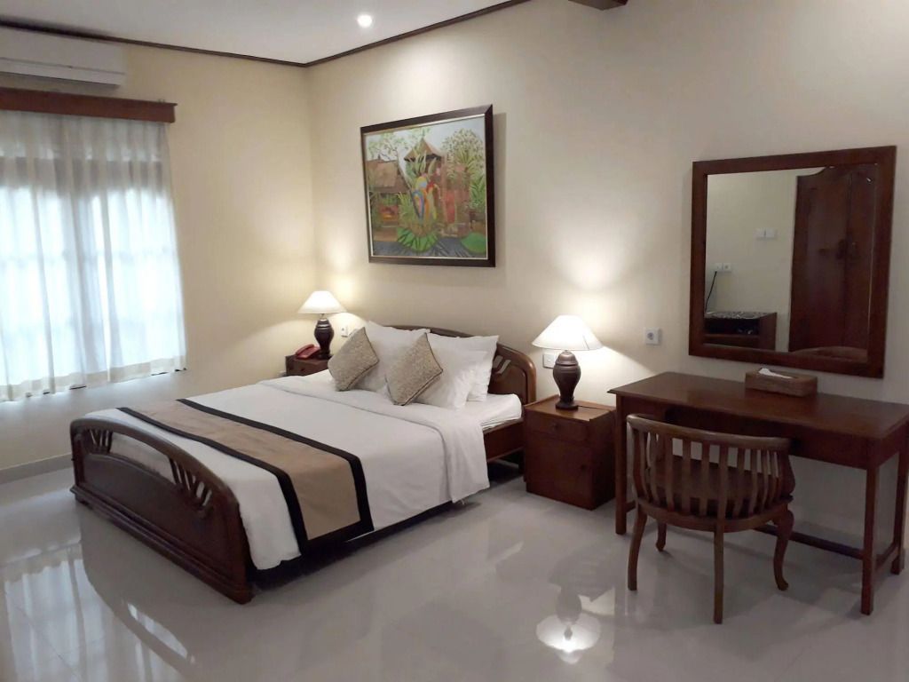 Nyoman Sandi Guest House