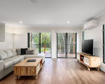 9 Ibis Court - Rainbow Beach - Rainbow Beach - Obývací pokoj