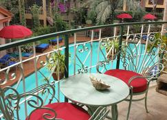 Woodmere Serviced Apartment - Nairobi - Balcony