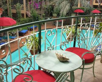 Woodmere Serviced Apartment - Nairobi - Balcony